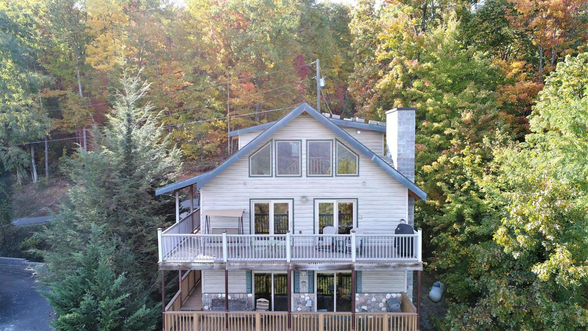 Bear Cave Villa Gatlinburg Exterior foto